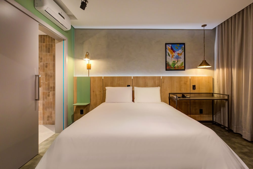 Deluxe Double Room, Accessible - Photo 4
