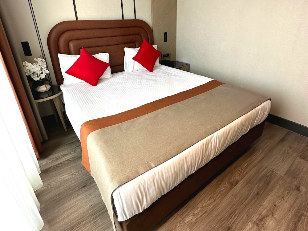 Deluxe Double Room photo 3