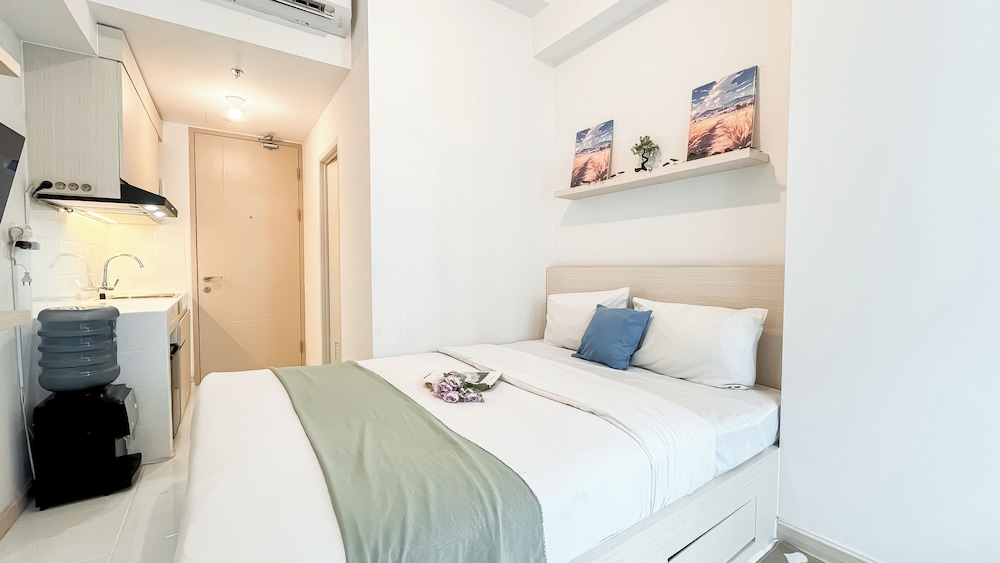 Standard Studio