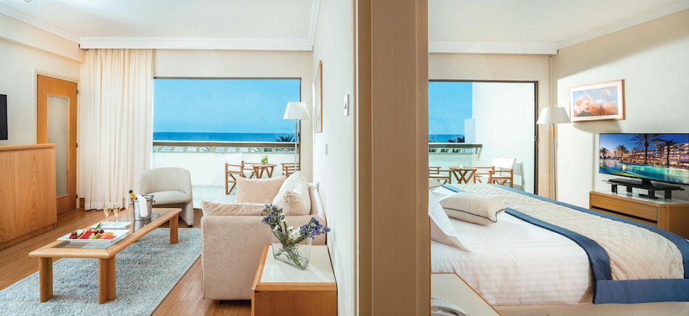 Family Suite, 1 Bedroom, Sea View