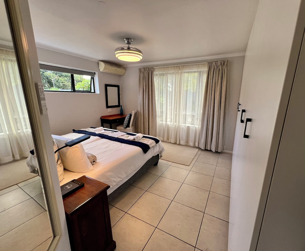 Superior Twin Room, 1 Bedroom, Kitchen, Garden Area photo 2