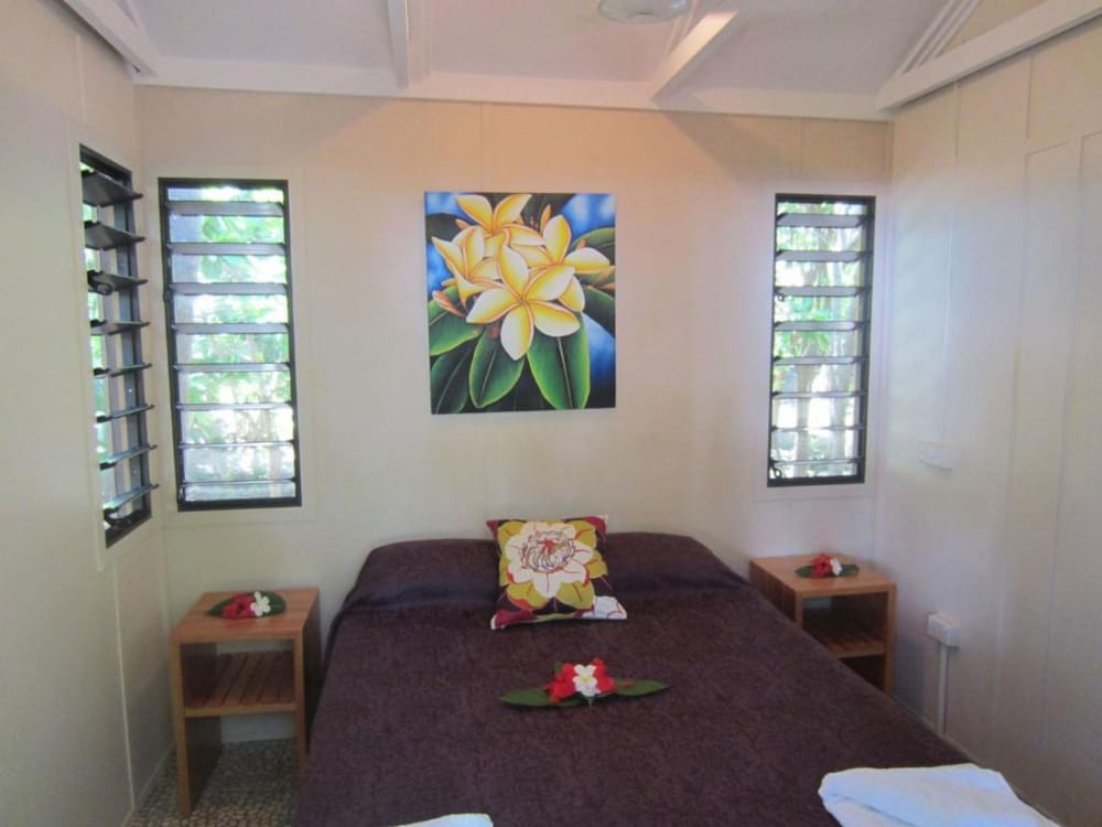 Basic Tree House - Photo 3