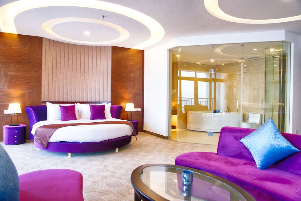 Honeymoon Suite, 1 Bedroom, Sea View photo 2