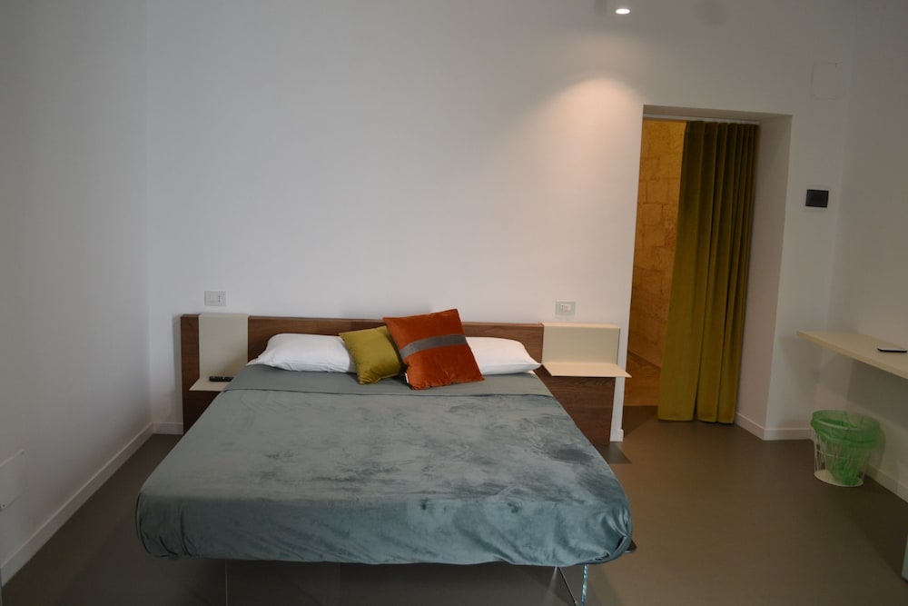 Luxury Room, Jetted Tub