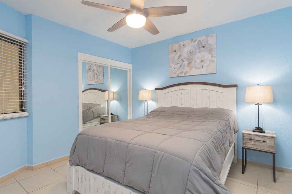Condo, 1 Bedroom, Sea View, Ground Floor