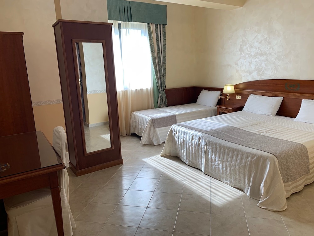 Family Triple Room photo 1