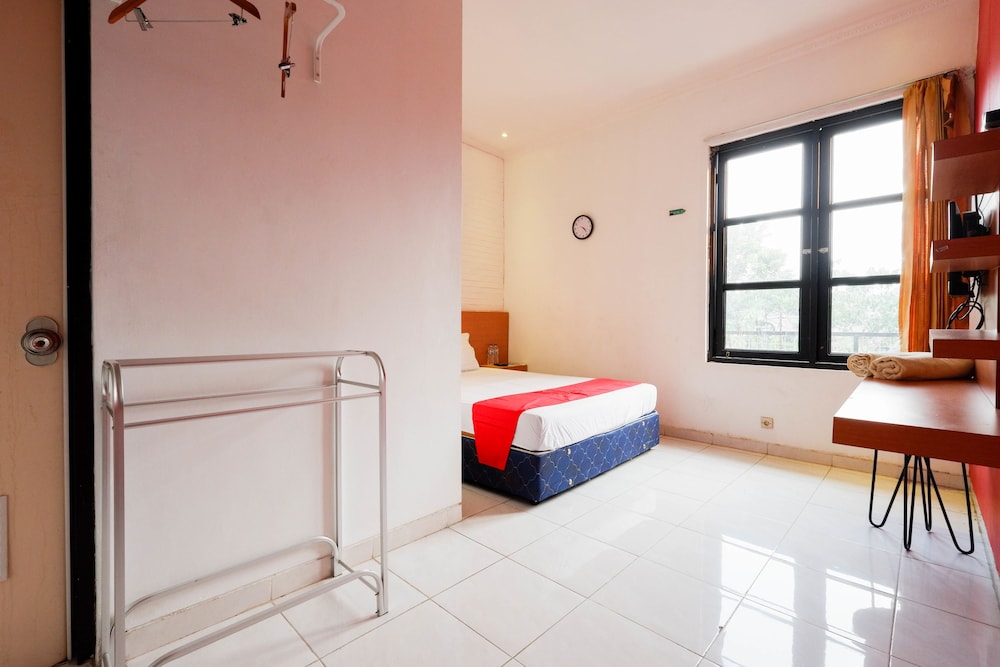 Deluxe Room - Photo 8