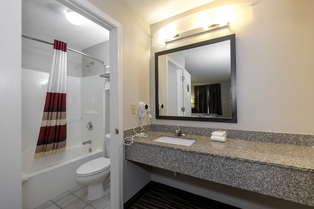 Superior Room, 2 Double Beds, Smoking - Photo 2