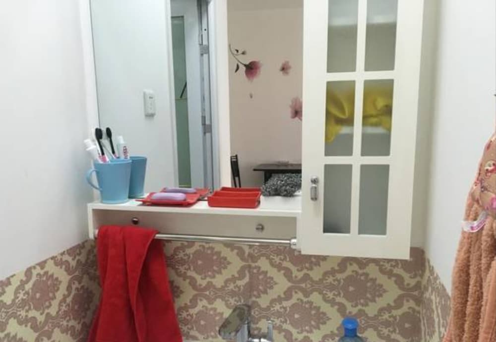 Double Room With Shared Bathroom photo 2