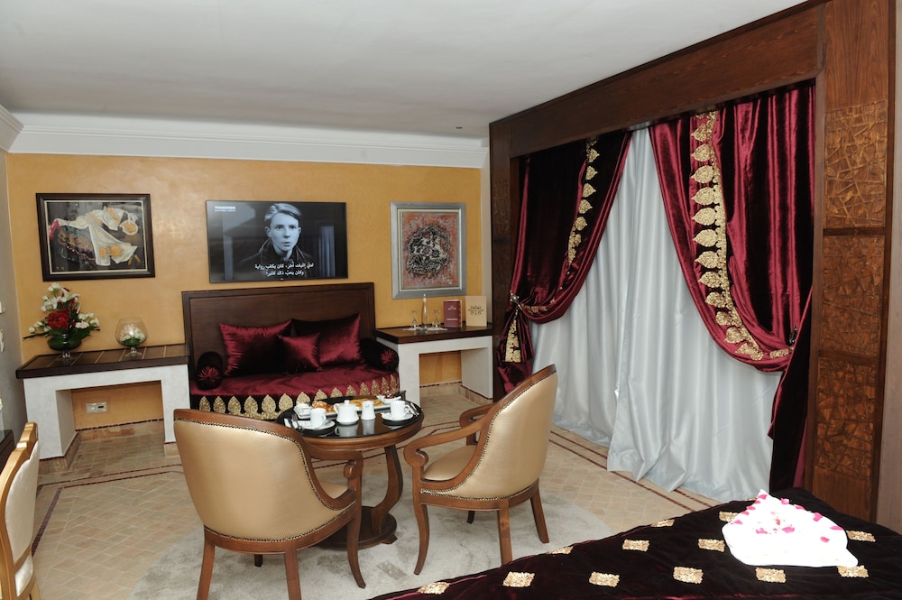 SUITE PRESTIGE - Photo 9