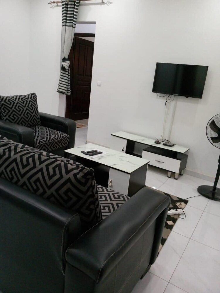Executive Apartment photo 2