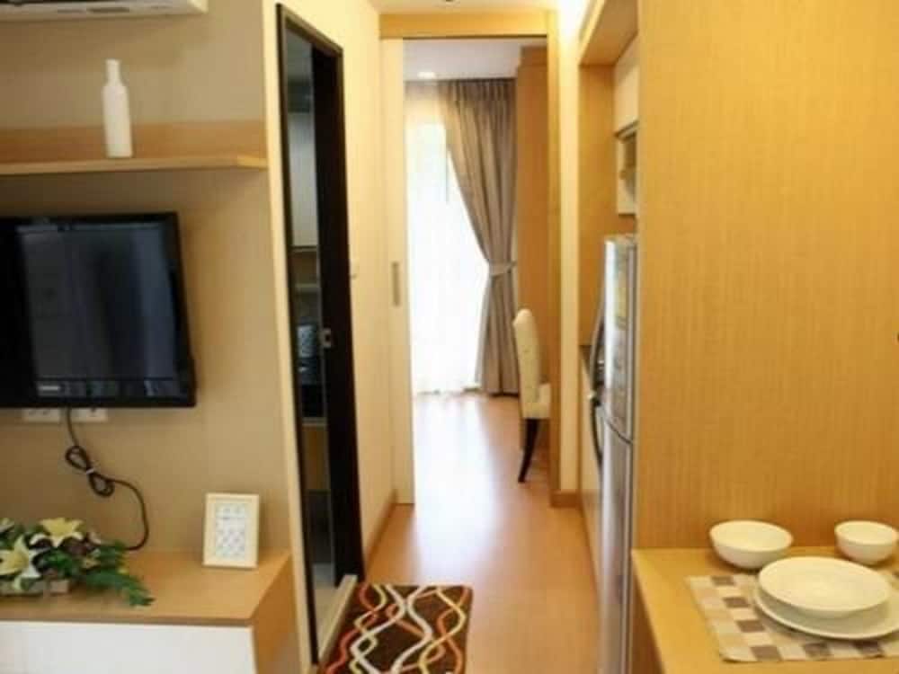 Green View Suite photo 2