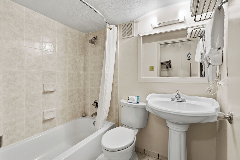 Standard Room - Photo 4