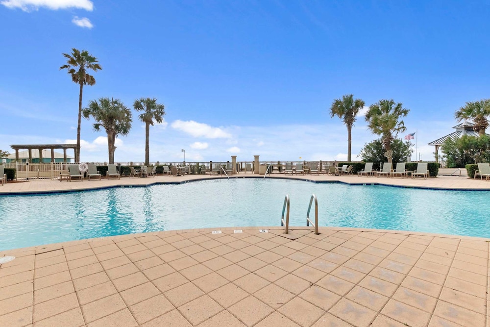 Spacious 3BR Resort Condo Steps From Gulf Beach, Foto 4