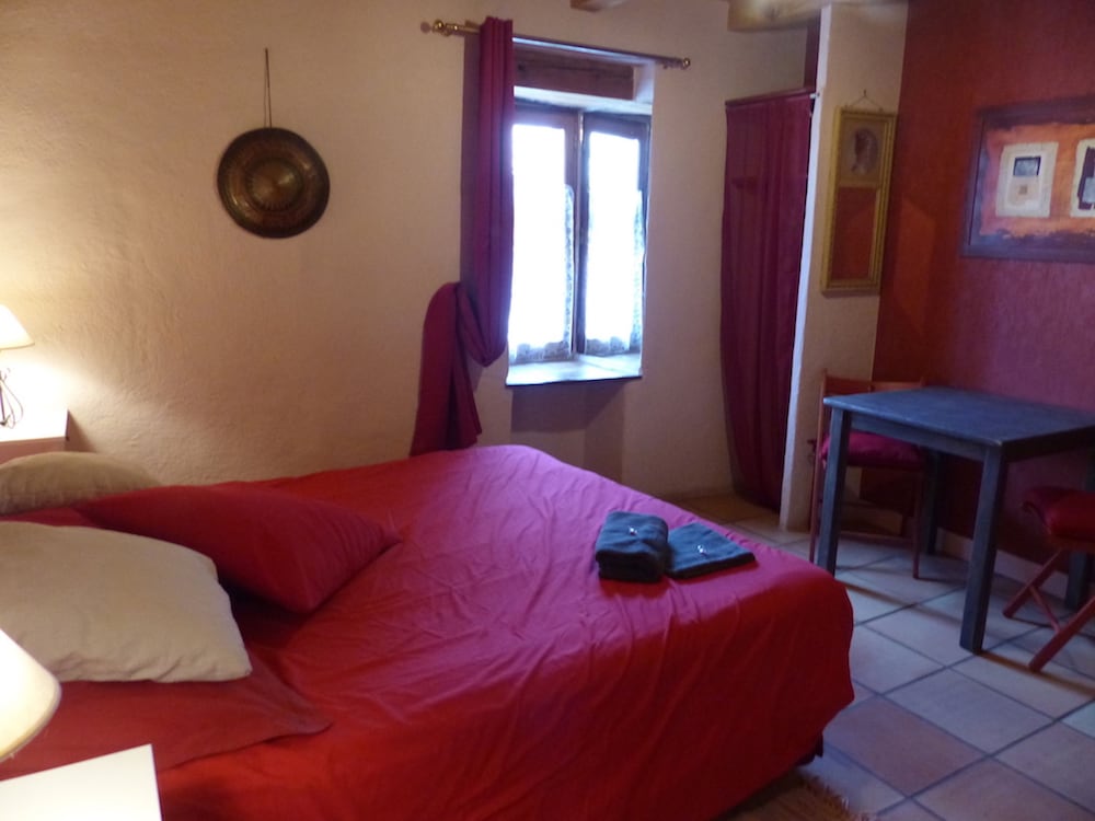 Deluxe Double Room, Accessible photo 3