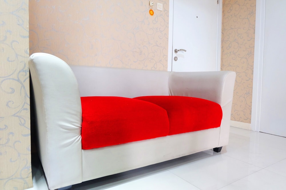 Room - Photo 12