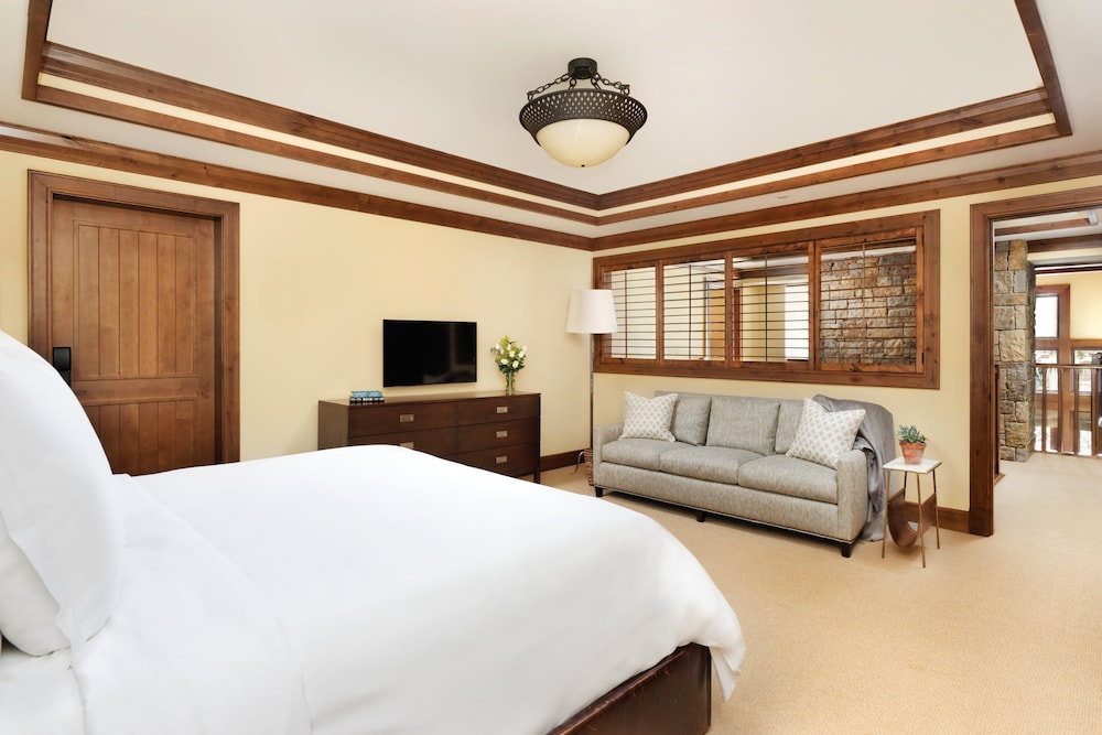 The Cascade Residence Four Bedroom Slopeside - Photo 4