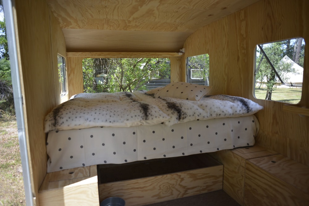 Caravan photo 1