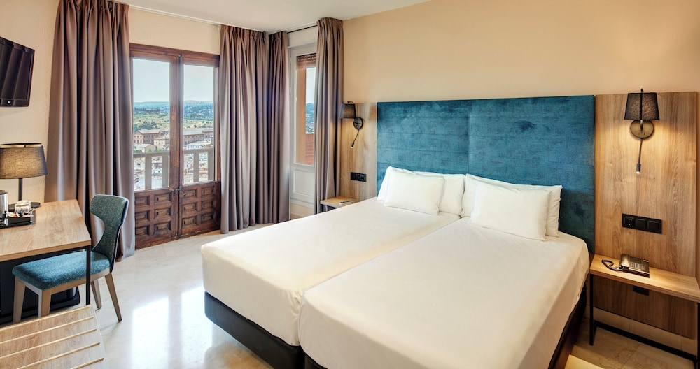 Classic Twin Room (Exterior View) - Photo 2