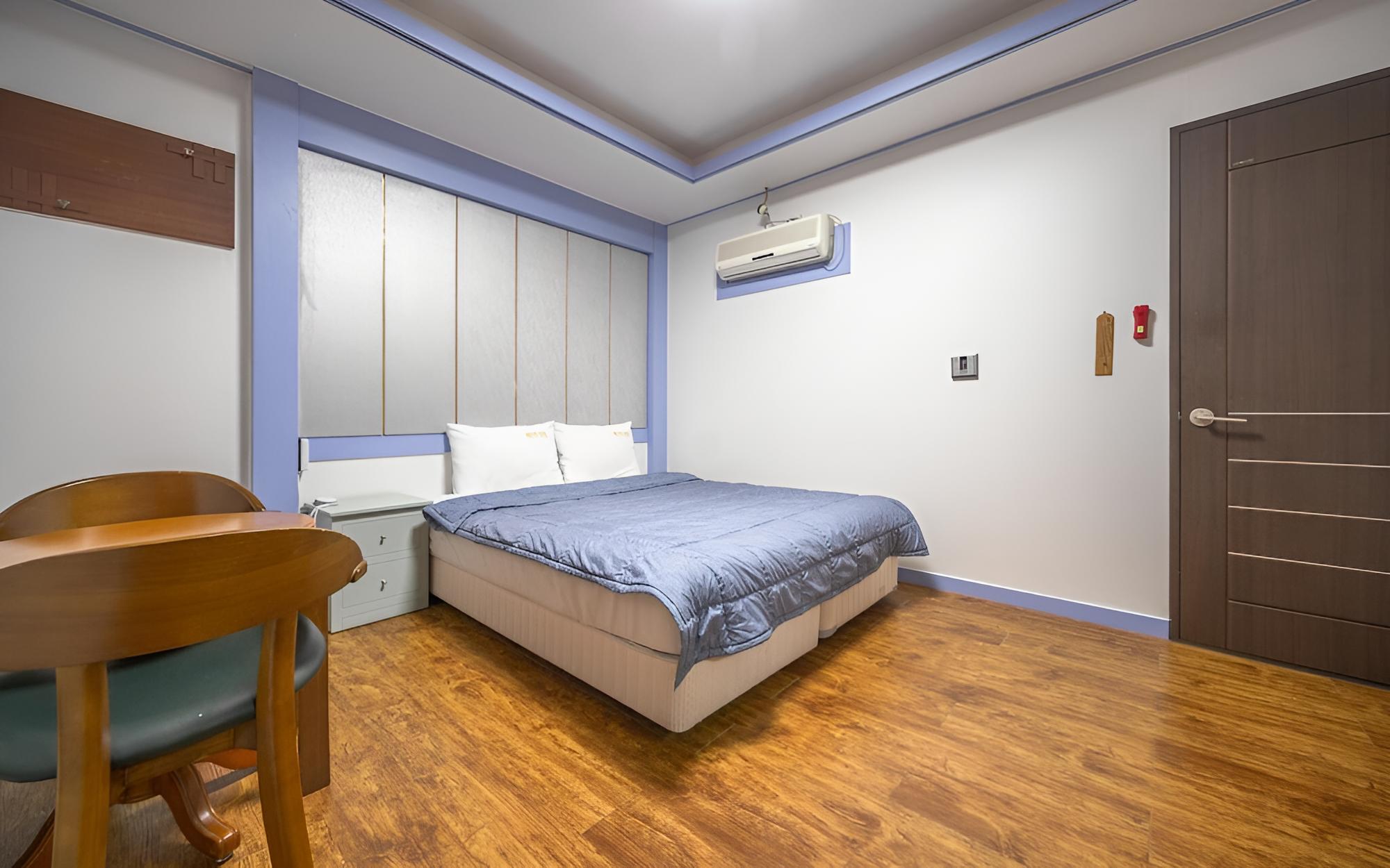 Room (Standard Room) - Photo 5