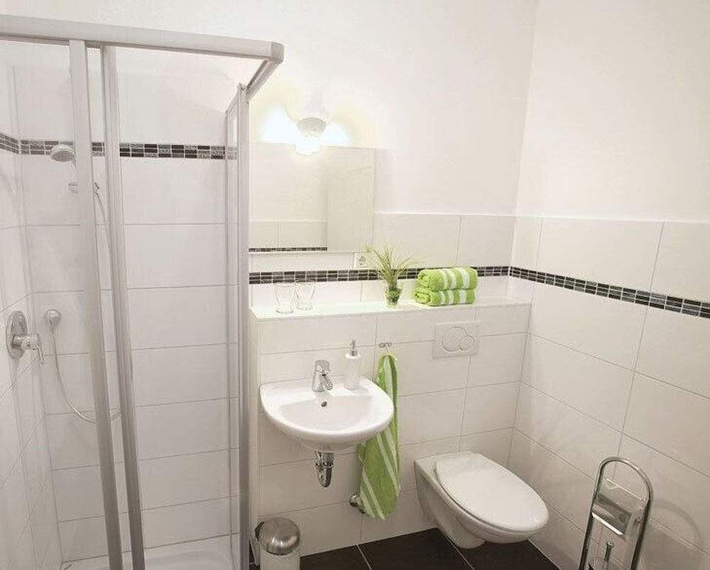 Single Occupancy photo 3