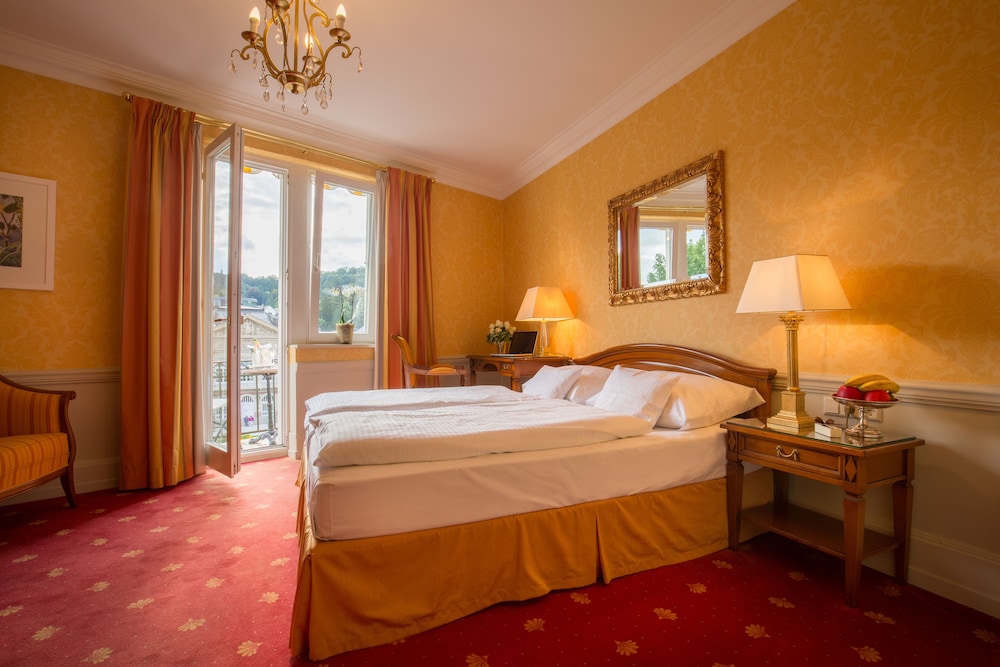 Classic Double Room
