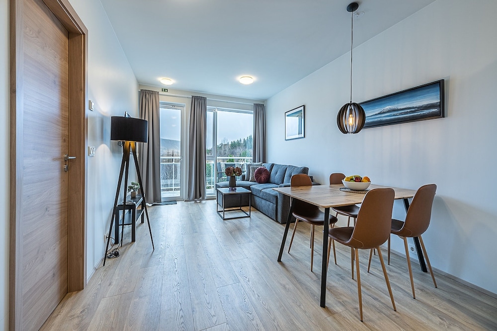 Junior Suite, 2 Bedrooms, Garden View photo 3