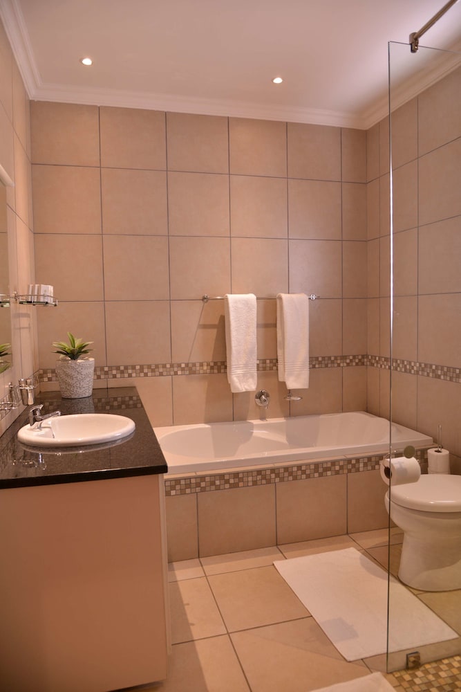 Superior Room - Photo 2