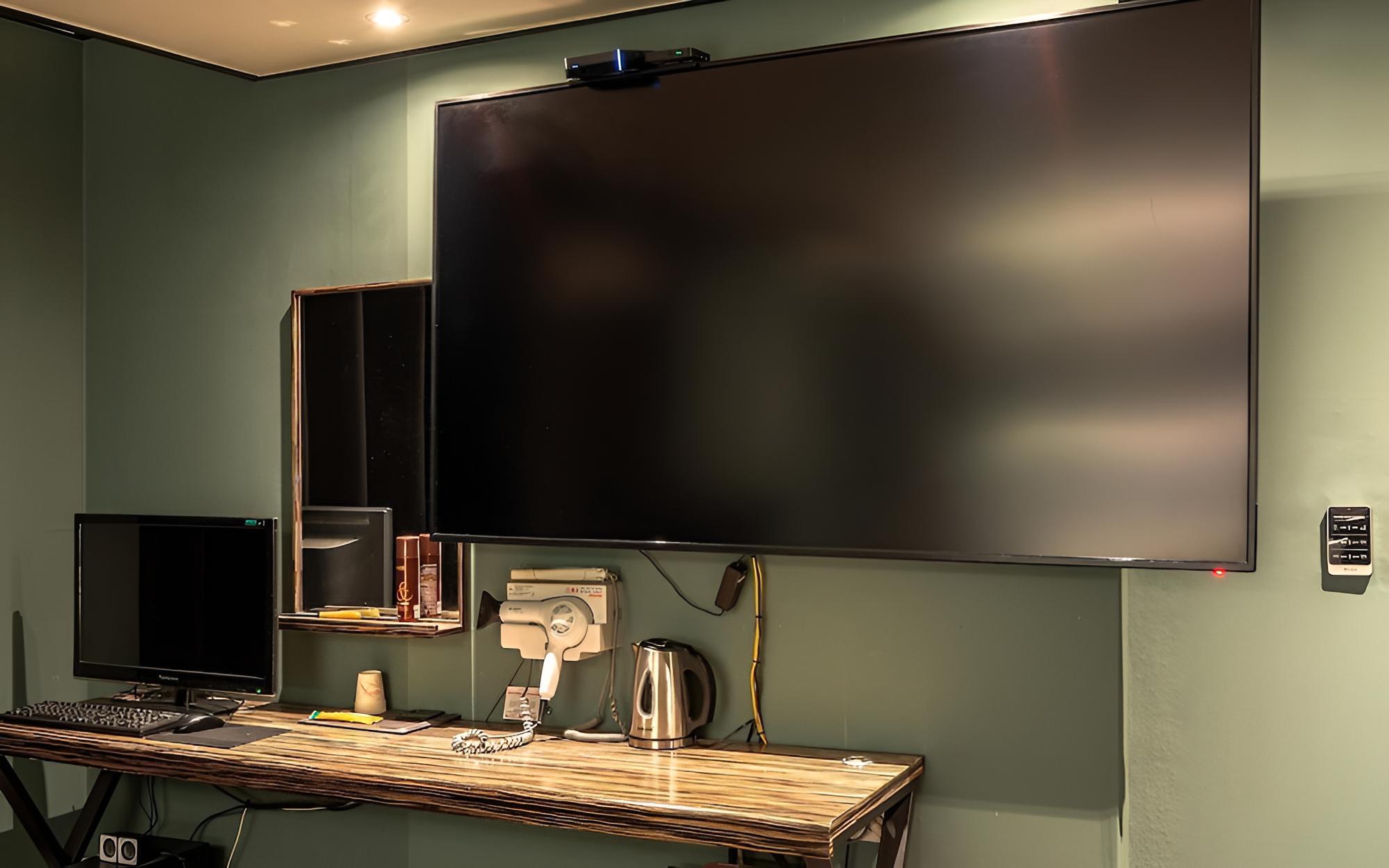 Room (Deluxe/OTT movie (75-inch TV/massage ) photo 2