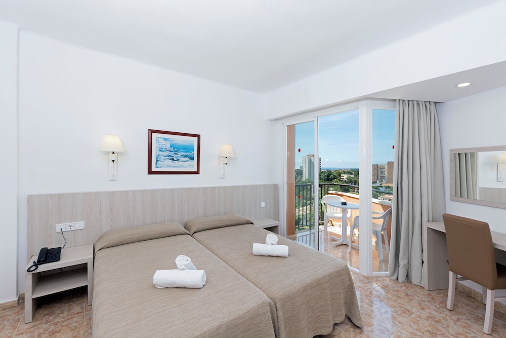Double Room, Balcony (Short Stay)