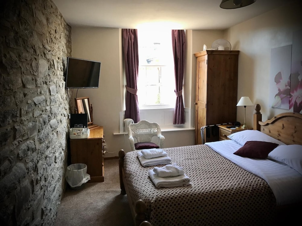 Standard Double or Twin Room photo 1