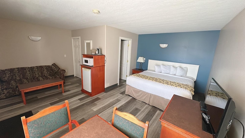 Suite, 1 King Bed, Non Smoking