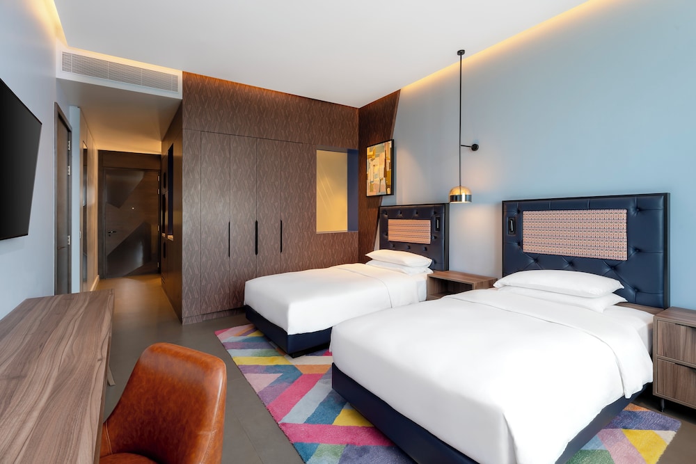 Twin Bed, Complimentary Transfer to Mercato Mall, 20% off Food & Soft Beverage