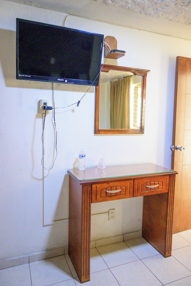 Economy Room photo 2