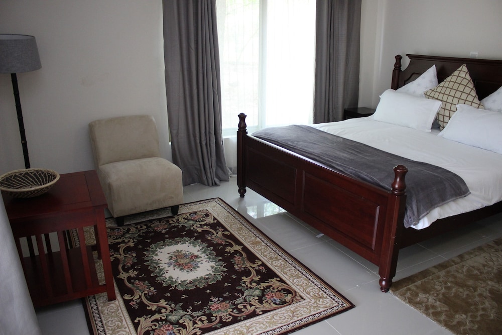 Family Apartment, 2 Bedrooms photo 2