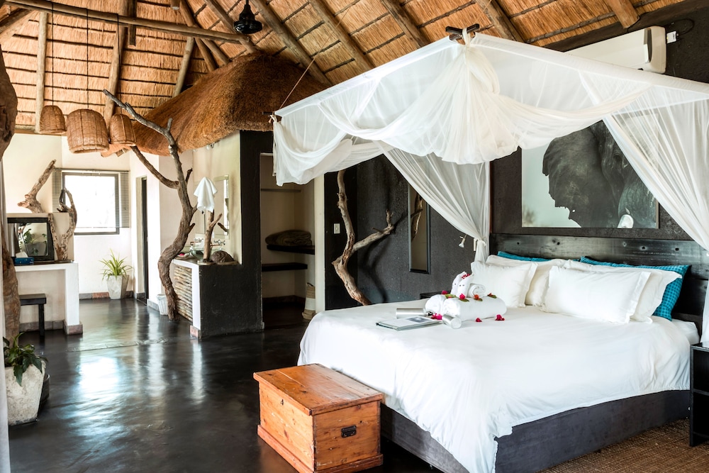 Luxury Suite, River Lodge