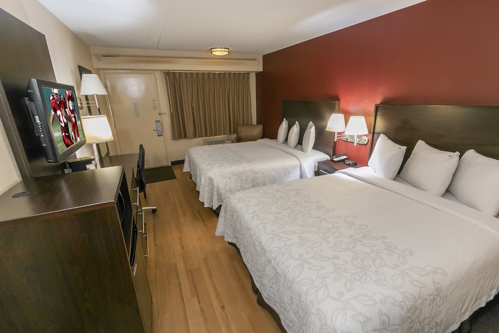 Deluxe Room, 2 Double Beds (Smoke Free) - Photo 2