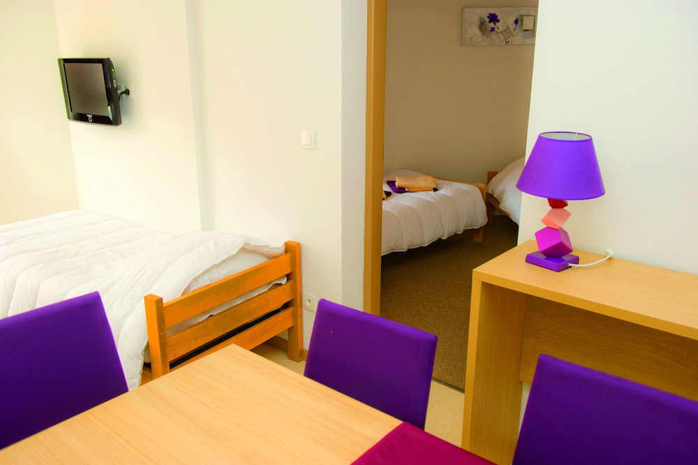 Standard Apartment, 2 Bedrooms (6 people) photo 1
