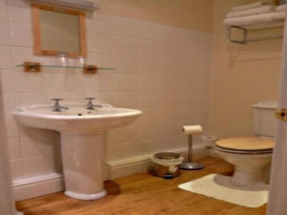 Double Room, Ensuite (The Haf) photo 2