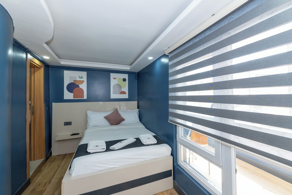 C) Standard Double Room with Terrace photo 2