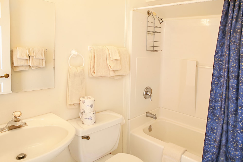 Condo, 1 Bedroom, Kitchen, Beach View photo 3