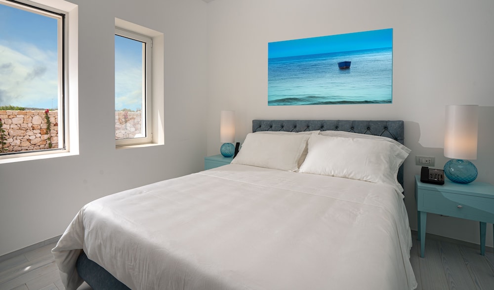 Deluxe Double Room, Patio photo 3
