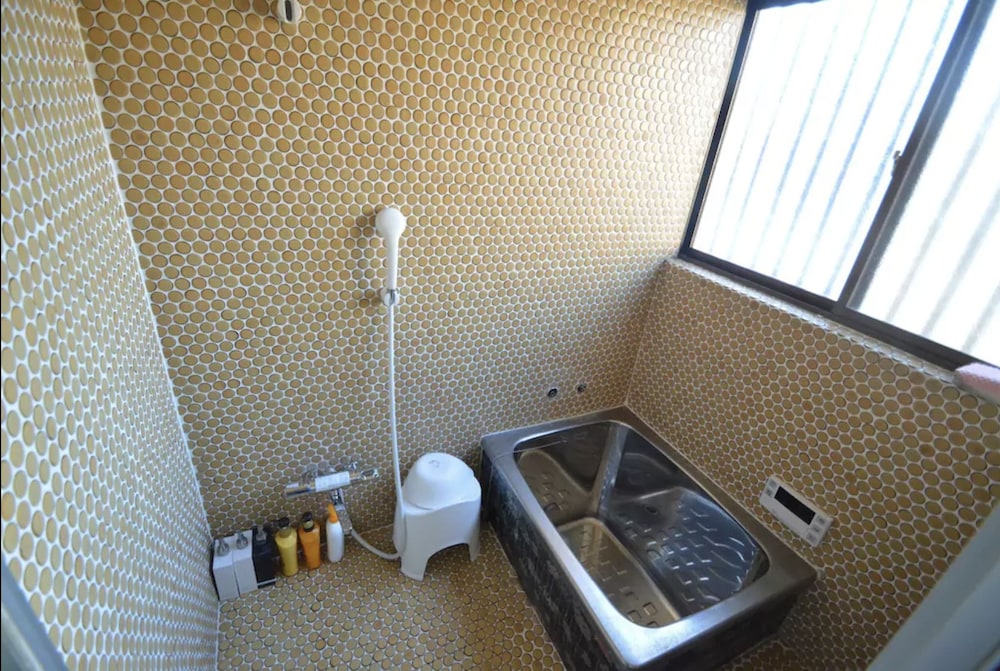 Private Vacation Home - Photo 36