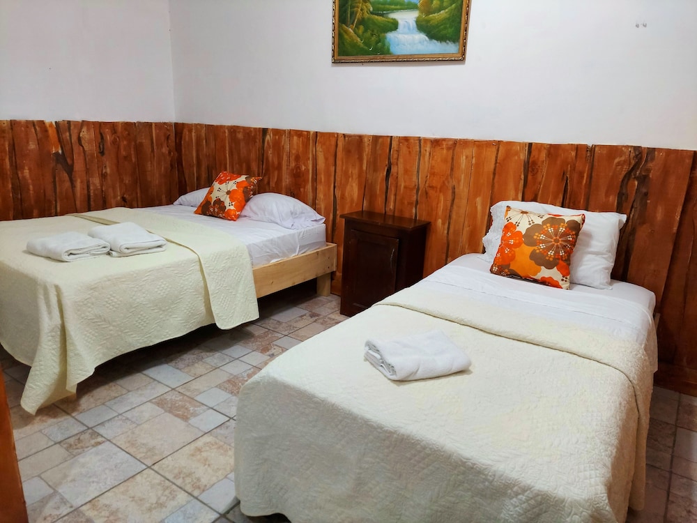 Basic Double or Twin Room, 1 Bedroom photo 1
