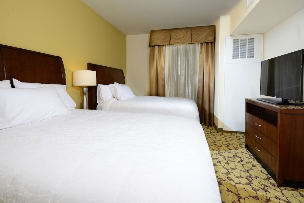 Room, 2 Queen Beds, Non Smoking (Shotgun) photo 3
