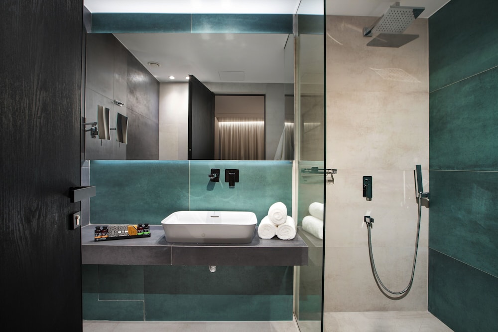 Exclusive Suite photo 2