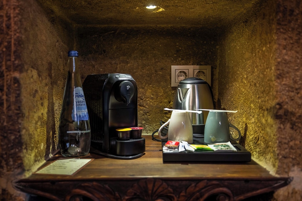 Junior Cave Suite photo 2