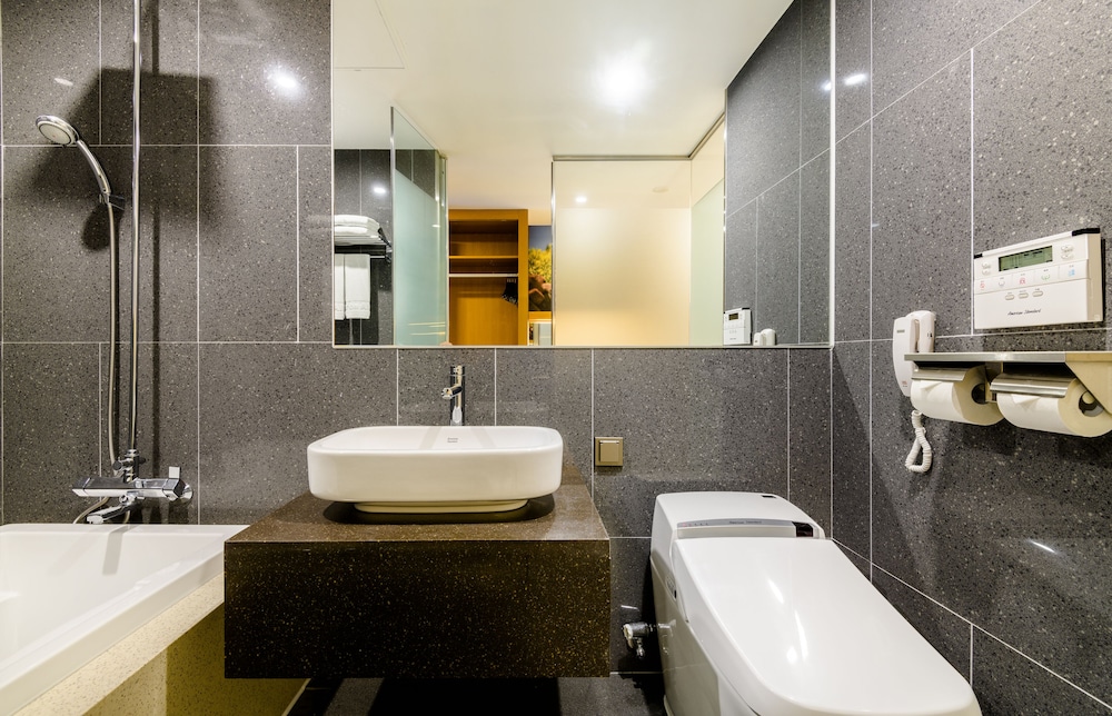 Superior Twin Room photo 2