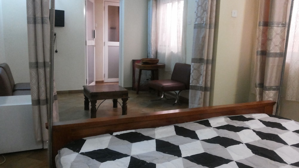Suite photo 1