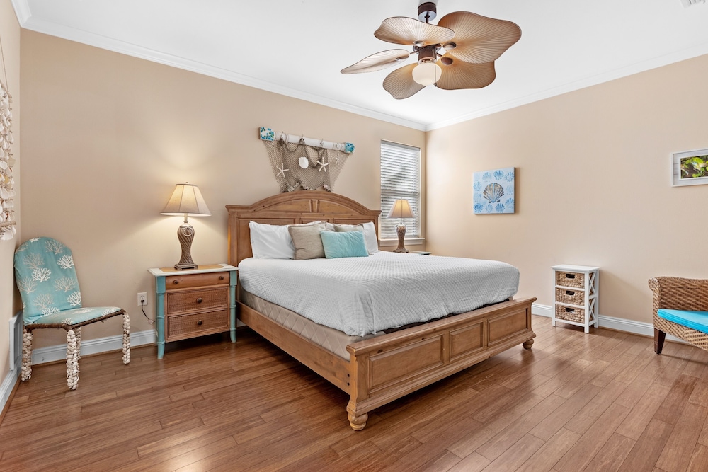 House, 4 Bedrooms